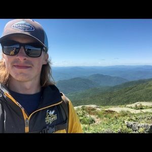 Meet your Posher, Tom